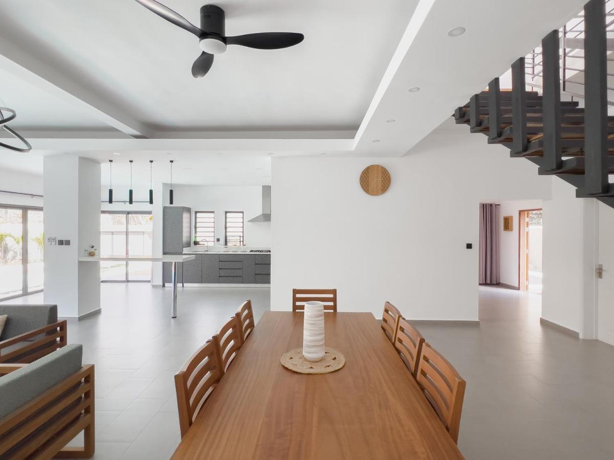Spacious 4 Bedrooms Villa With Infinity Pool Grand Bay Luaran gambar