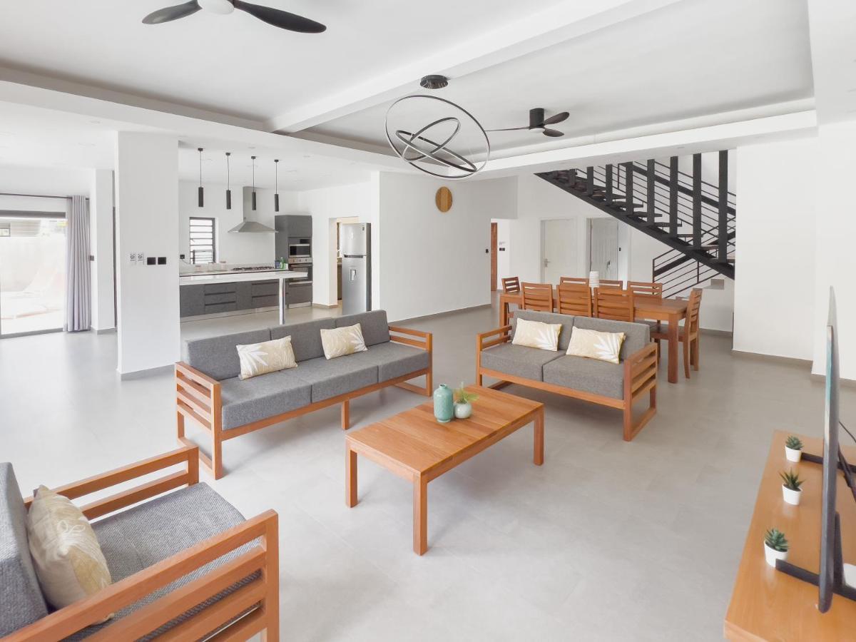 Spacious 4 Bedrooms Villa With Infinity Pool Grand Bay Luaran gambar